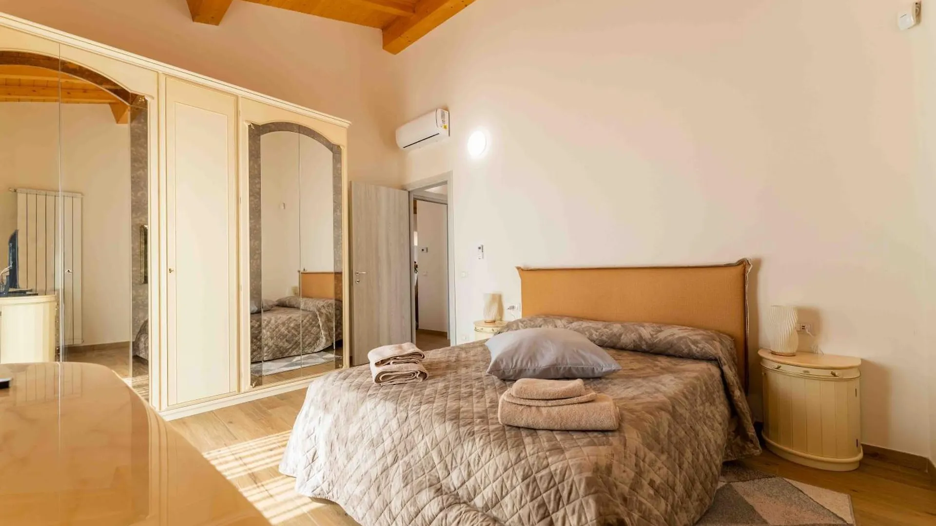 Дом отдыха Villa Graziella Tremestieri Etneo